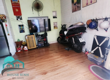 Khách  hàng  đang  cần  tiền  gửi  bán  nhà  thổ cư 