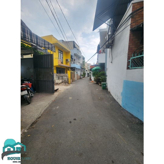 Khách  hàng  đang  cần  tiền  gửi  bán  nhà  thổ cư 