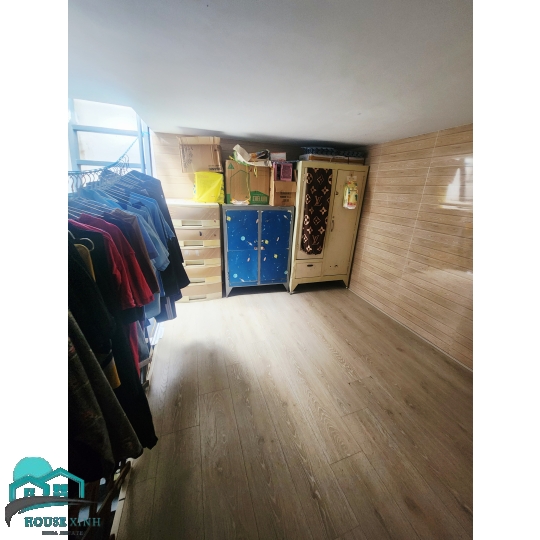 Khách  hàng  đang  cần  tiền  gửi  bán  nhà  thổ cư 