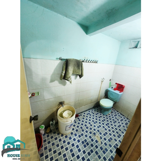 Bán  nhà  trên  đường  nguyễn  thị  định 