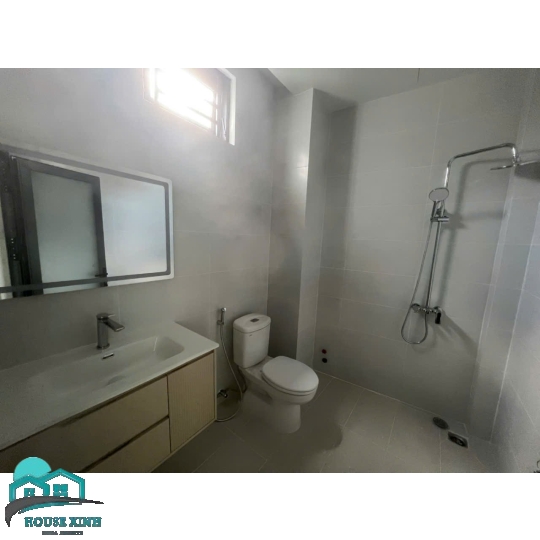 Bán  nhà  1 trệt  1 lau