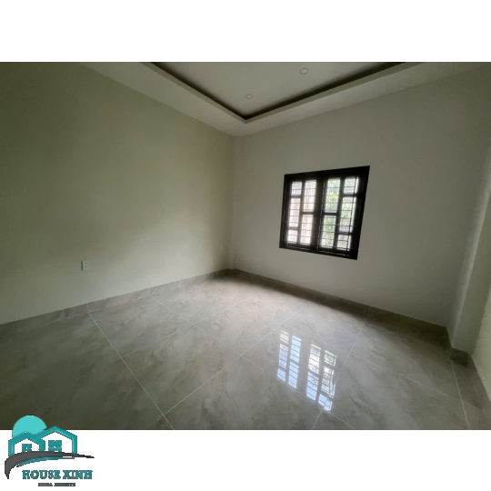 Bán  nhà  1 trệt  1 lau