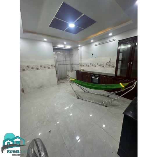 Bán  nhà  1 lau full  nội thất 