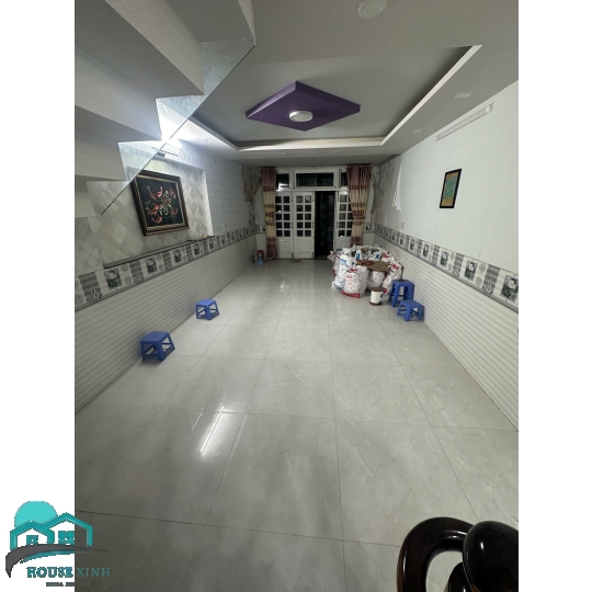 Bán  nhà  1 lau full  nội thất 