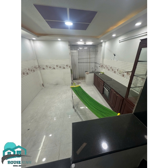 Bán  nhà  1 lau full  nội thất 